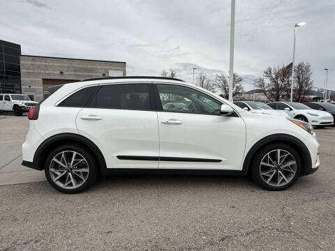 2022 Kia Niro Touring Special Edition