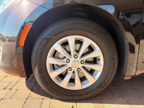 2019 Chrysler Pacifica Touring L 35th Anniversary