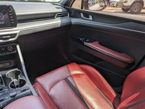 2022 Kia K5