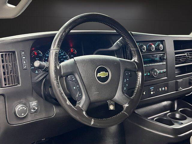 2021 Chevrolet Express 2500