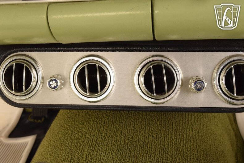 1956 Ford Thunderbird