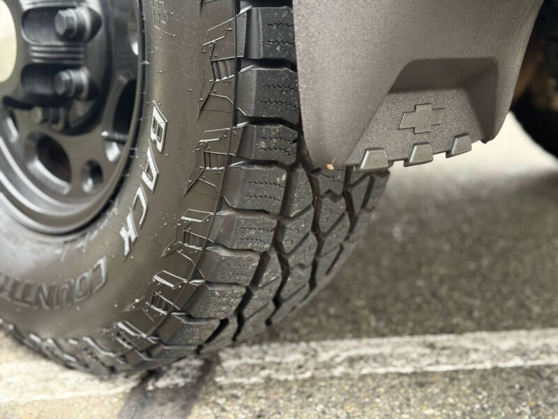 2005 Chevrolet Avalanche 2500 LT