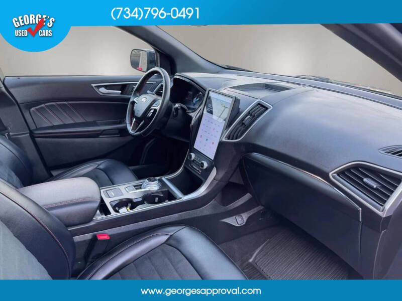 2023 Ford Edge