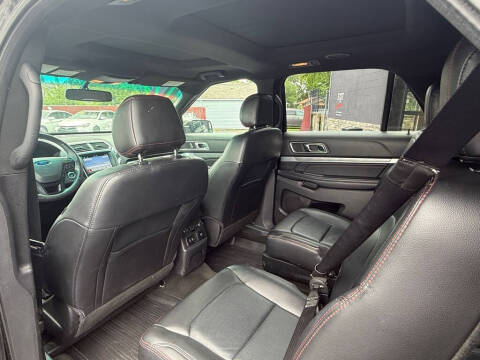 2017 Ford Explorer Sport