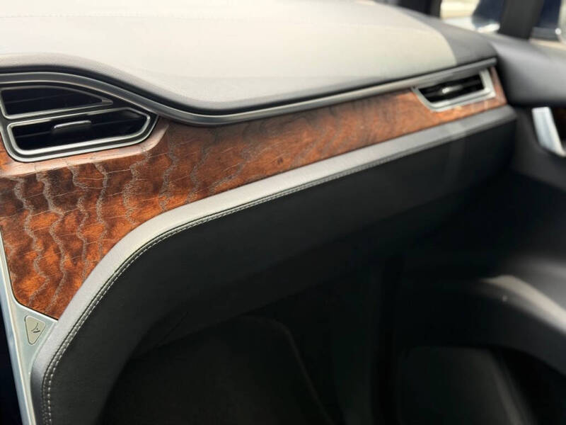 2017 Tesla Model X