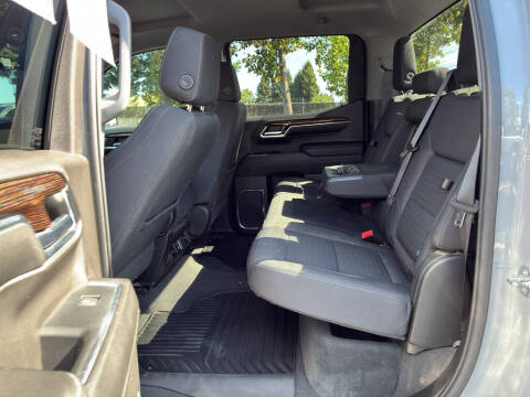 2024 GMC Sierra 1500 Elevation Standard
