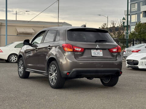 2017 Mitsubishi Outlander Sport LE