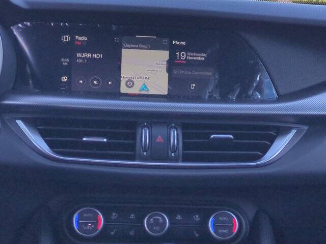 2025 Alfa Romeo Stelvio