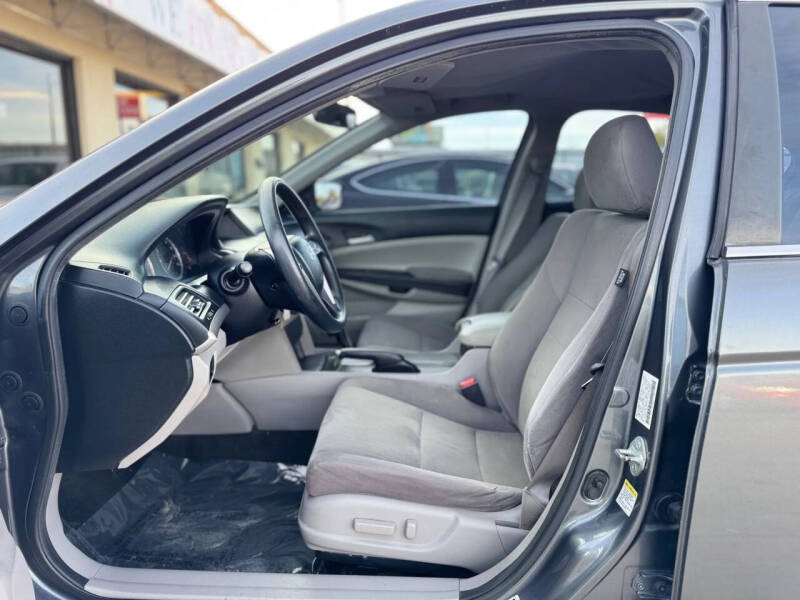 2011 Honda Accord LX-P