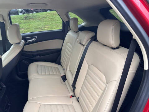 2022 Ford Edge SEL