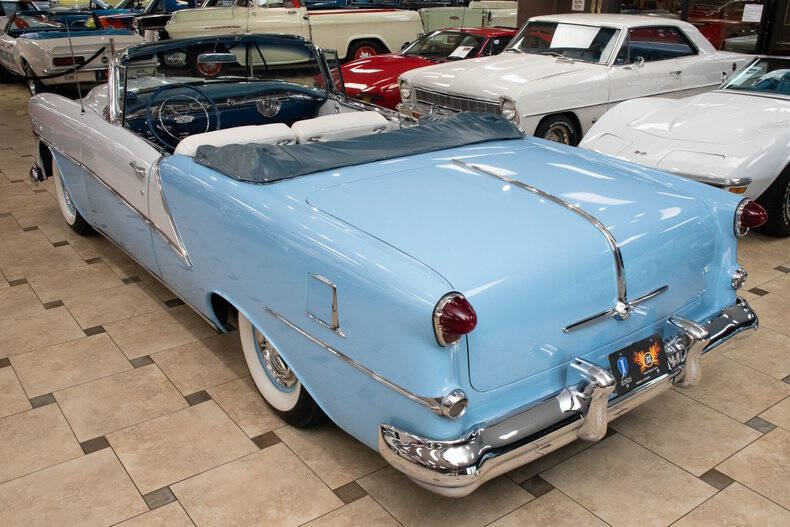 1954 Oldsmobile Starfire