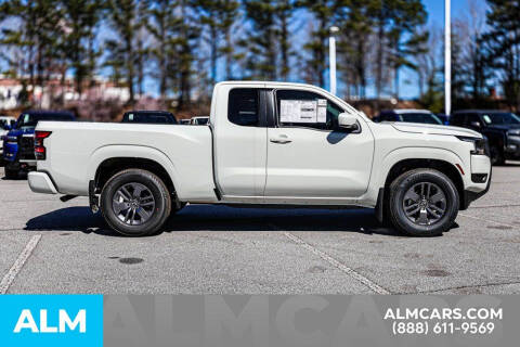 2025 Nissan Frontier SV