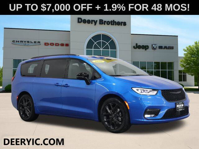 2026 Chrysler Pacifica Select