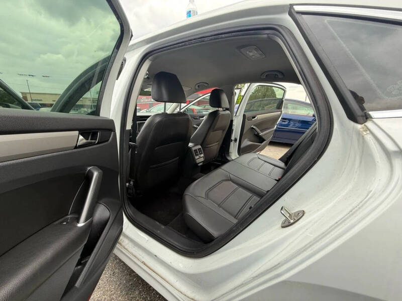 2020 Volkswagen Passat SE