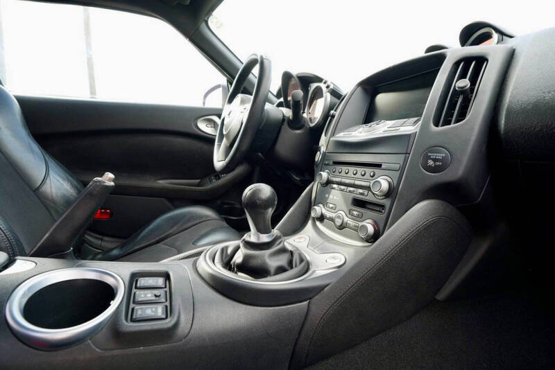 2009 Nissan 370Z Touring