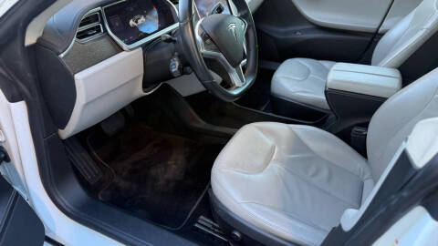 2014 Tesla Model S 85