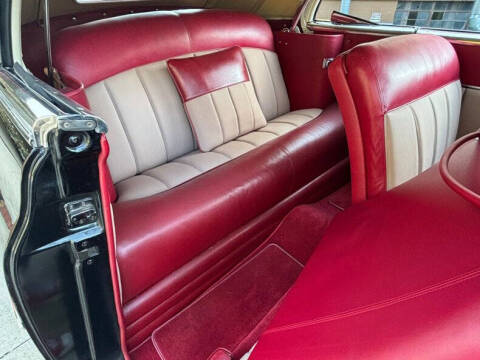 1950 Packard Custom 8 Victoria