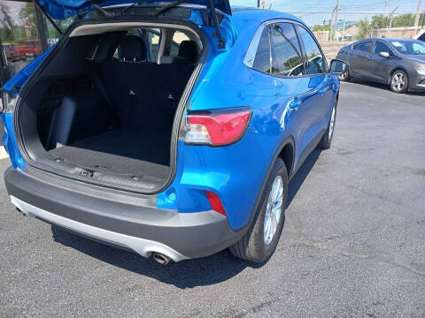 2020 Ford Escape SE