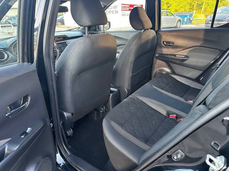 2020 Nissan Kicks SV