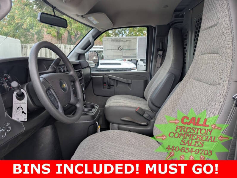 2025 Chevrolet Express 2500