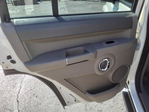 2009 Jeep Commander Sport