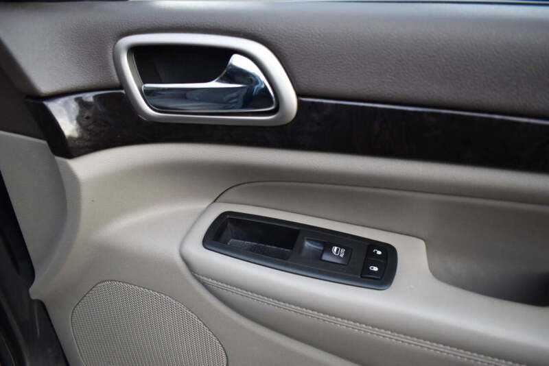 2012 Jeep Grand Cherokee Laredo