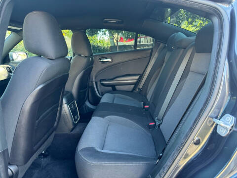 2018 Dodge Charger SXT