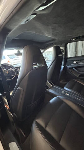 2012 Porsche Panamera Turbo