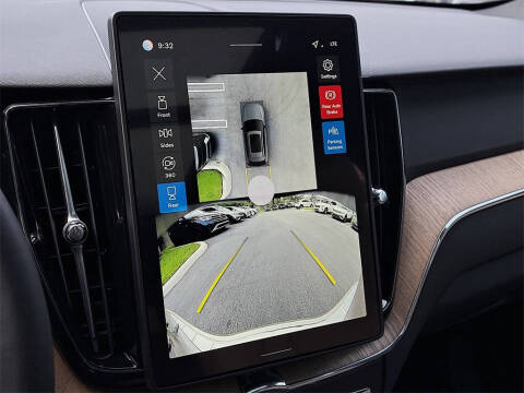 2026 Volvo XC60 T8 Plus