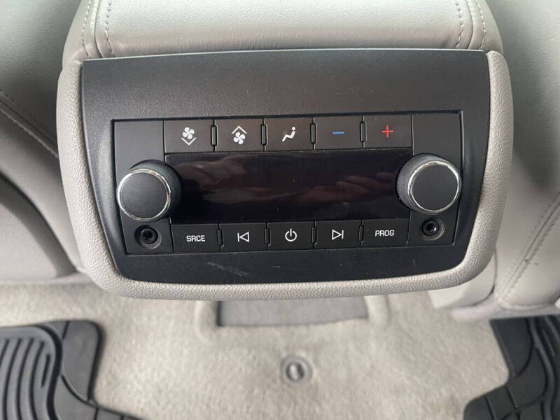 2010 GMC Acadia SLT-2