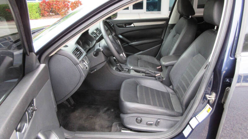 2015 Volkswagen Passat 1.8T SE