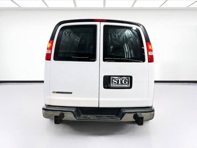 2024 Chevrolet Express 2500