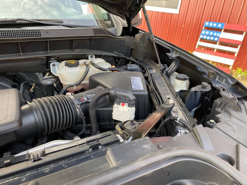 2020 Chevrolet Silverado 1500 LT photo 22