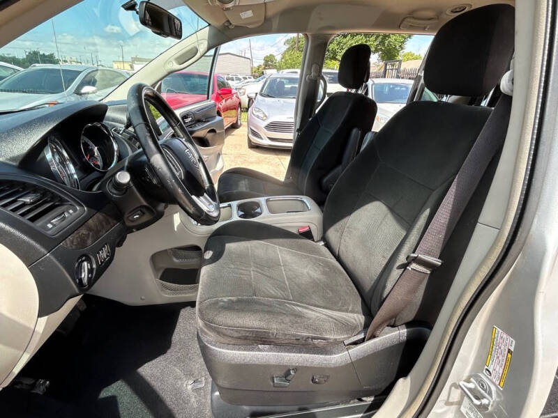 2012 Dodge Grand Caravan Crew
