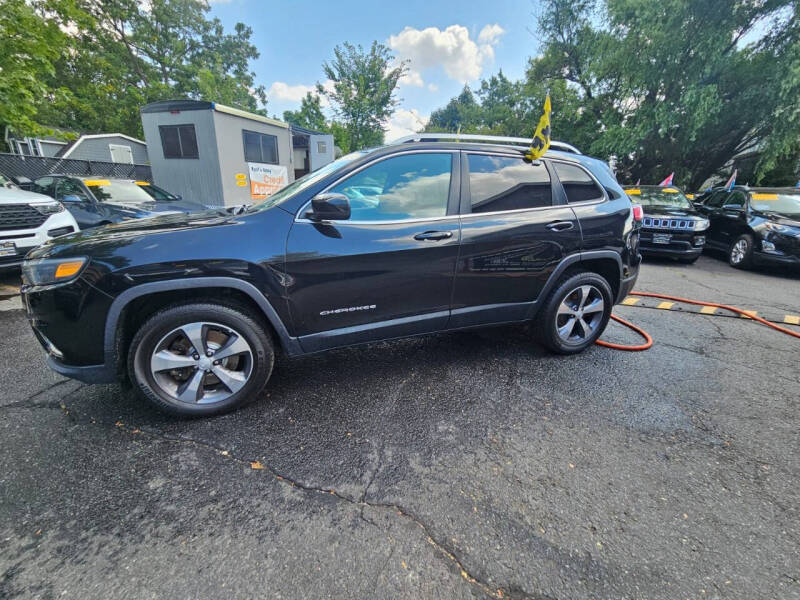 2019 Jeep Cherokee Limited's photo