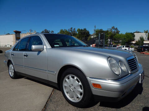 1999 Mercedes-Benz E-Class E 320