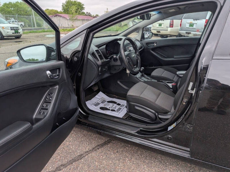 2016 Kia Forte5 LX