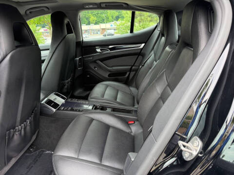 2014 Porsche Panamera