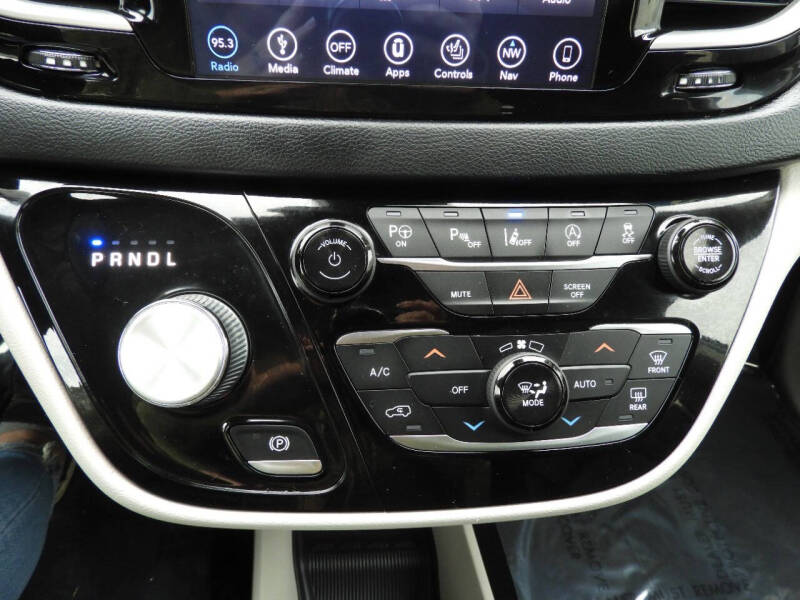 2019 Chrysler Pacifica Touring L