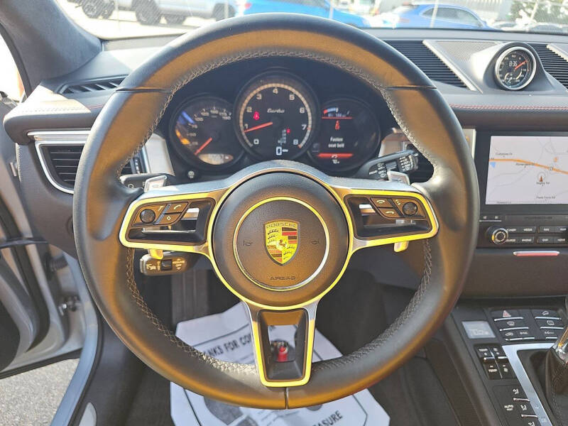 2017 Porsche Macan Turbo