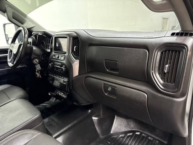 2021 Chevrolet Silverado 3500HD CC