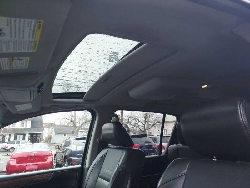 2012 Nissan Armada Platinum