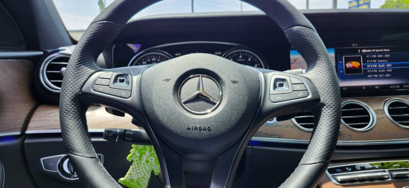 2018 Mercedes-Benz E-Class E 300