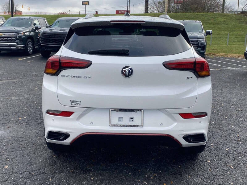 2022 Buick Encore GX Essence