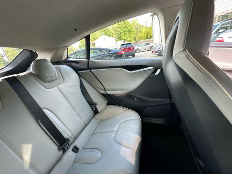 2013 Tesla Model S Performance