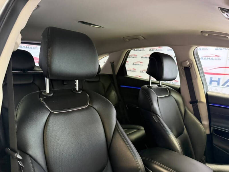 2026 Genesis GV70