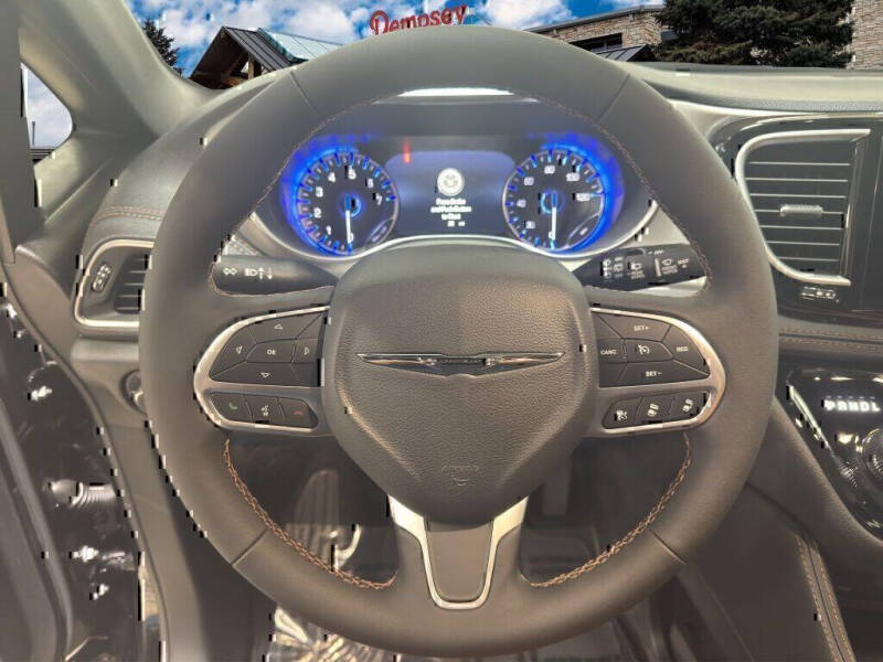 2026 Chrysler Pacifica Pinnacle