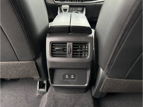 2026 Nissan Rogue SL