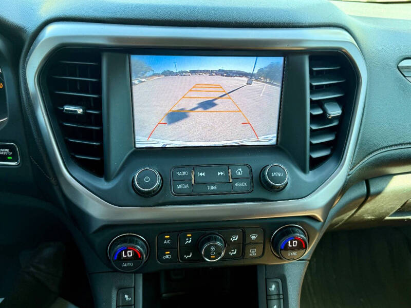 2017 GMC Acadia SLT-1