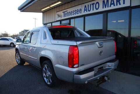 2011 Cadillac Escalade EXT Premium